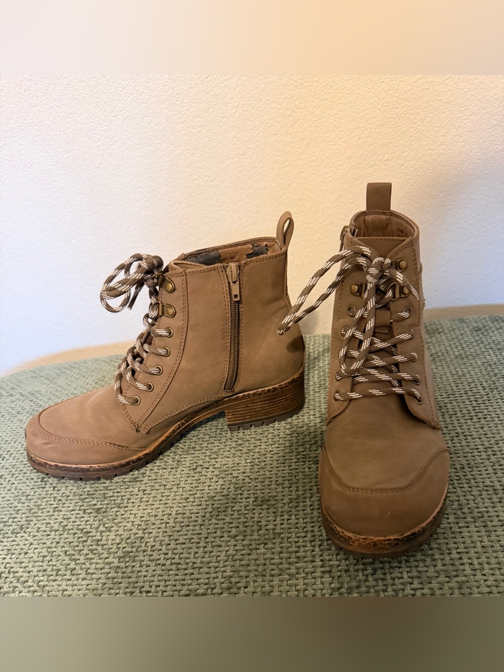 Women's Lace-Up Combat Boots in Taupe